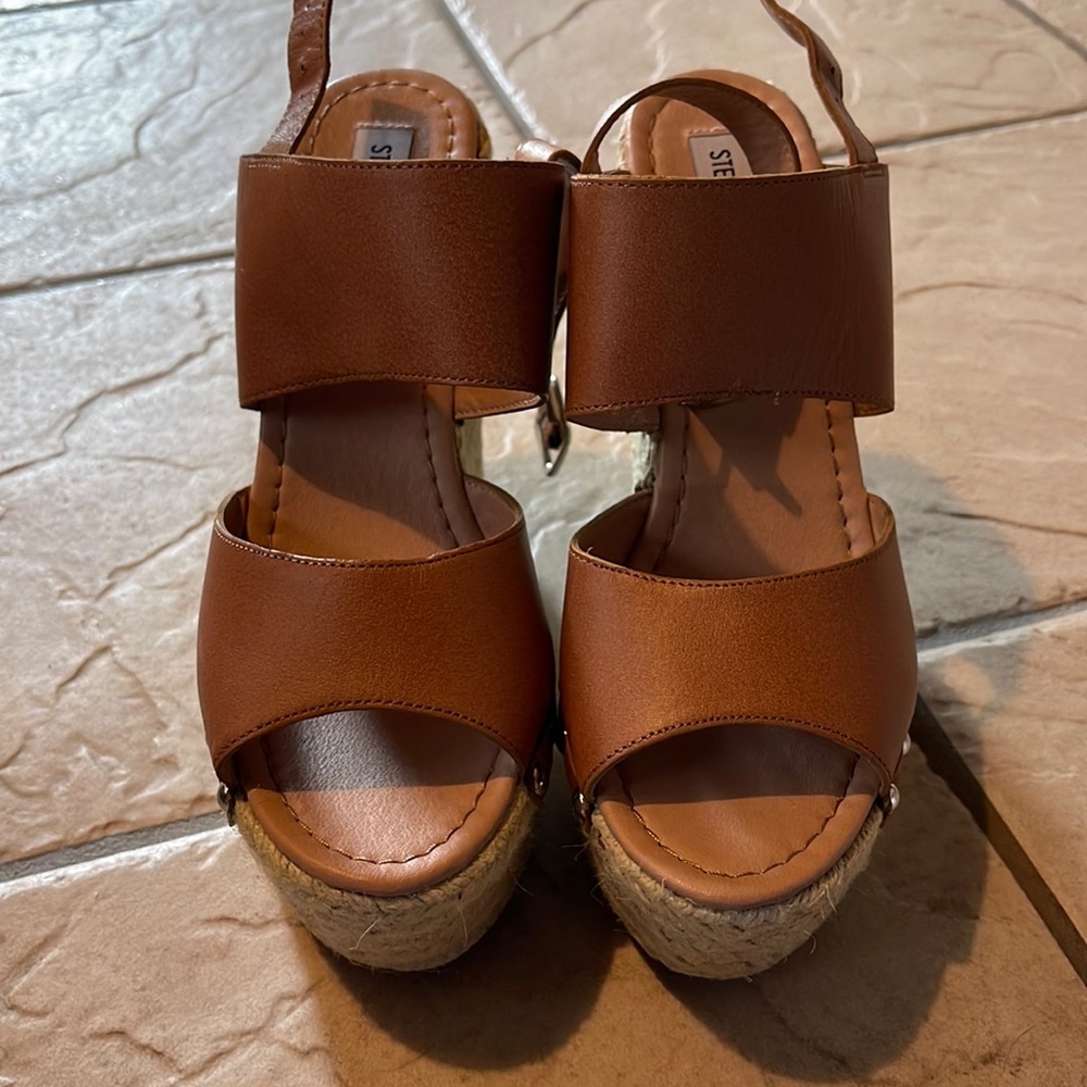 Steve Madden Tan Wedges 9.5